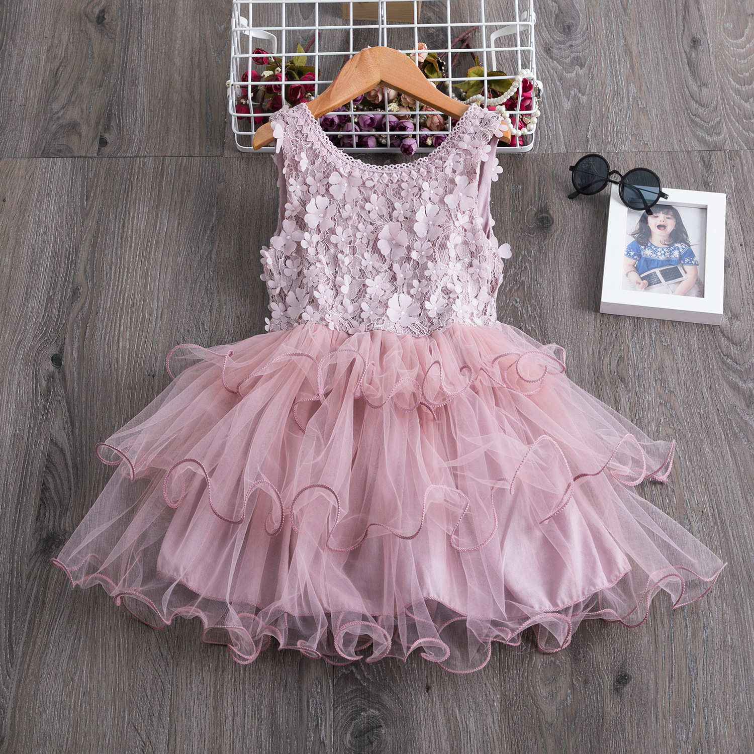 Girls frock for beautiful girl, ideal for wedding and party wear, floral fancy dress